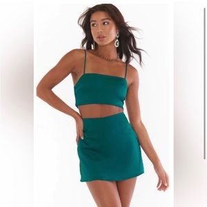 NWT emerald All Night satin skort